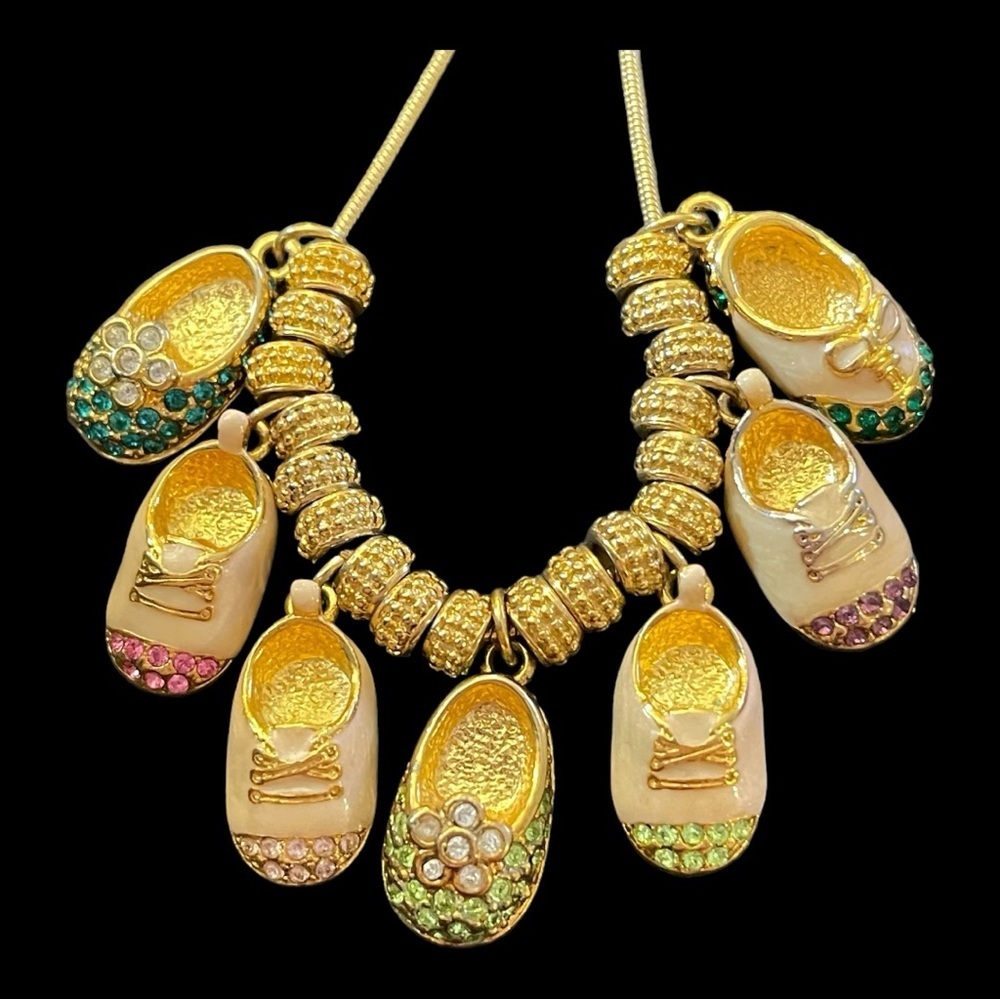 Vintage Firenza Baby Shoes Rare Pendants with 18 gold separators. Sparkly 24”